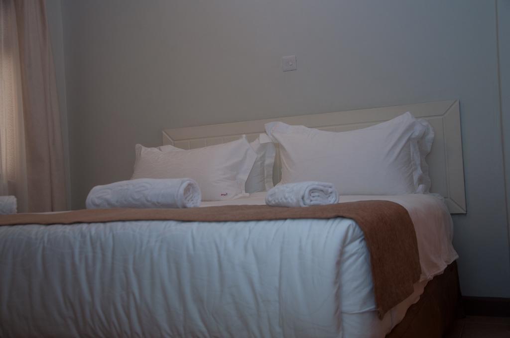 Eddy Suites, Emeli Hotel Найробі Екстер'єр фото