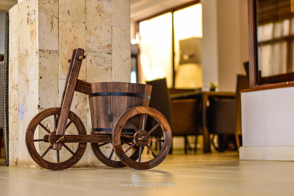 Eddy Suites, Emeli Hotel Найробі Екстер'єр фото